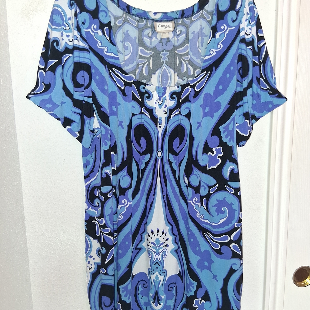 Beige by eci Blue and Black Swirl Blouse